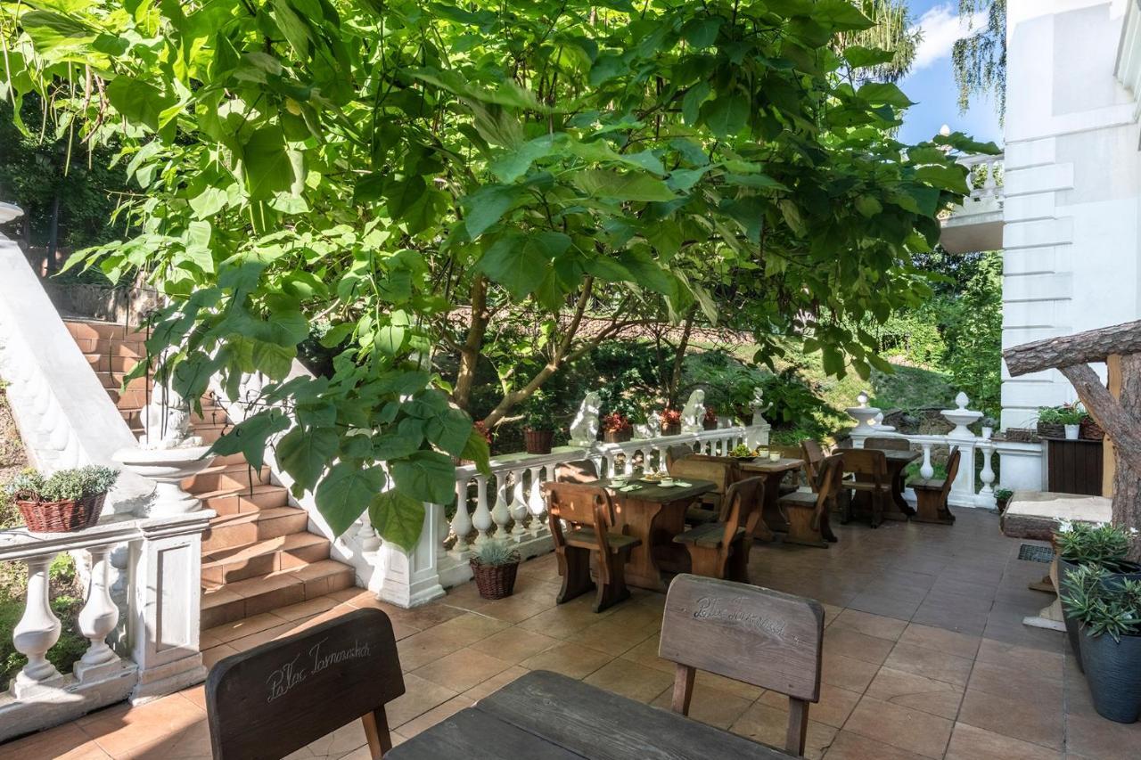 Palac Tarnowskich Hotel & Restauracja & Spa Ostrowiec Świętokrzyski Exterior foto
